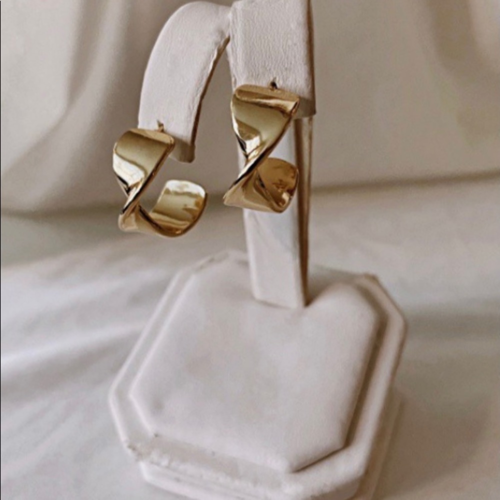 Knot Hoop Earrings